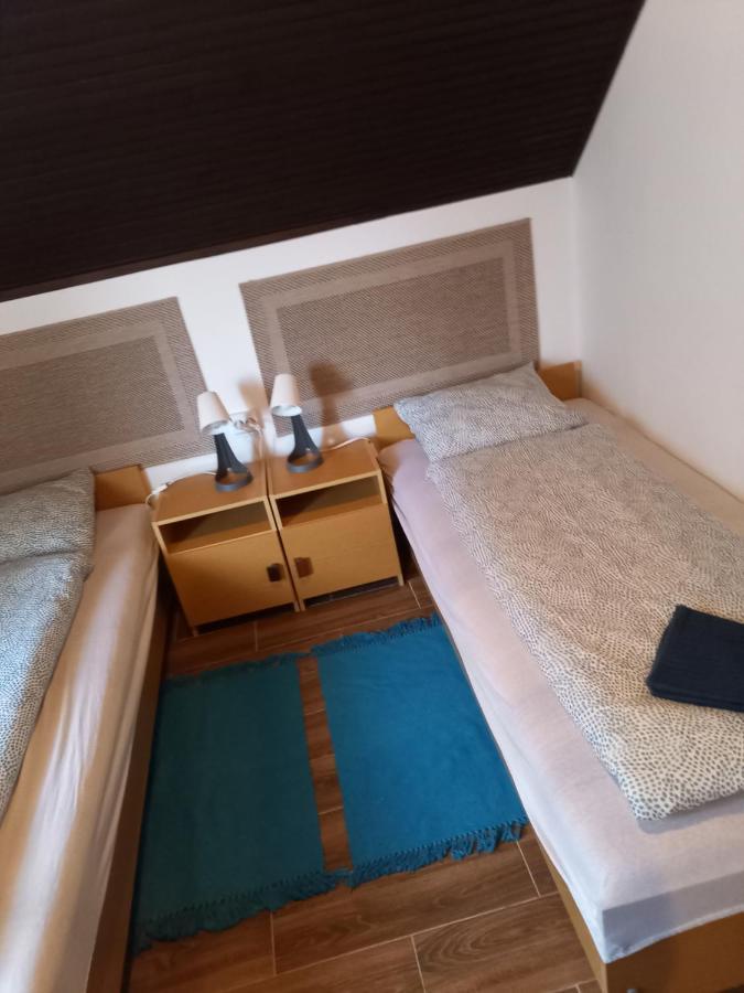 Fuzfa Apartmanhaz Tamási Cameră foto