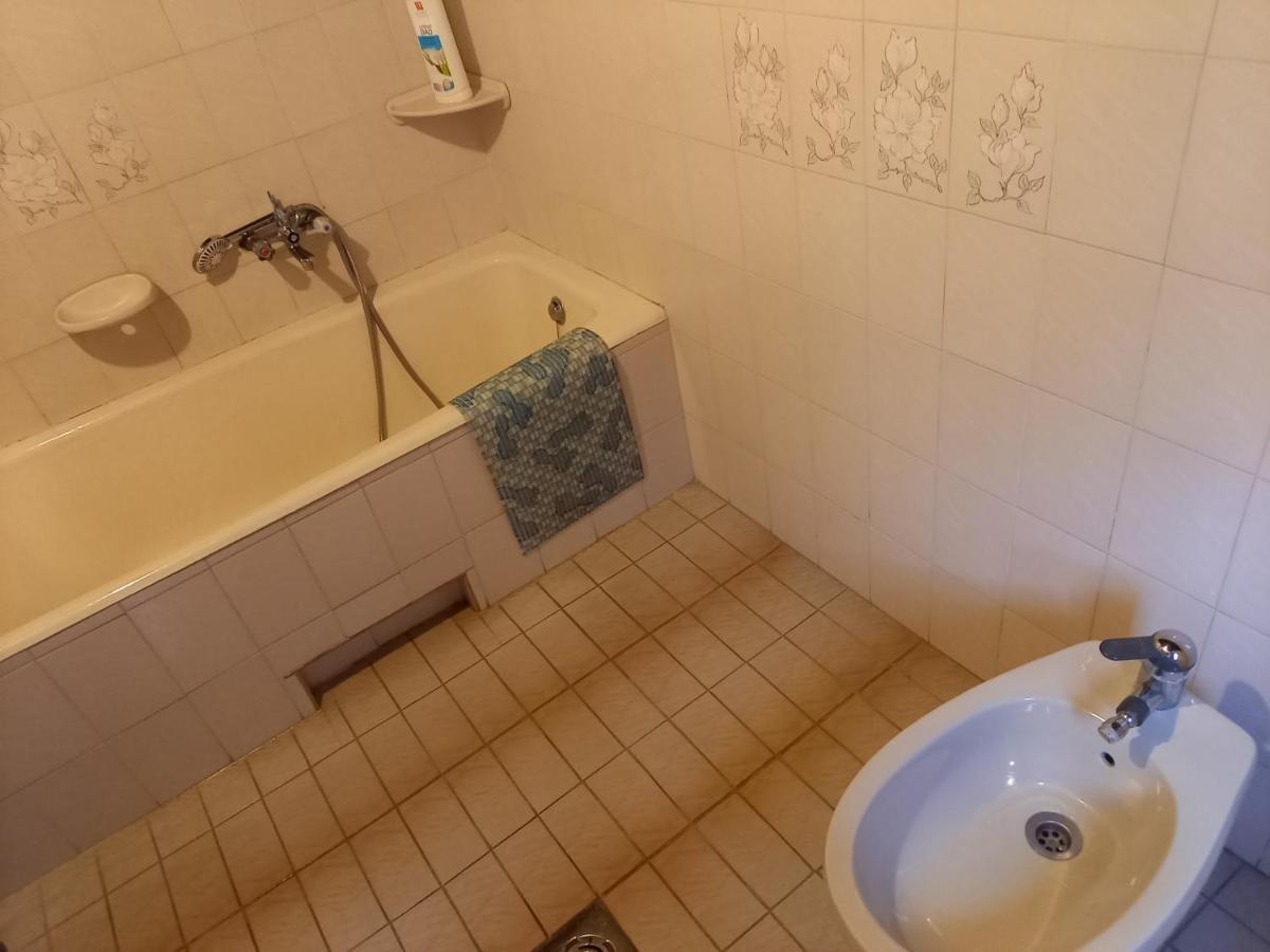Fuzfa Apartmanhaz Tamási Cameră foto